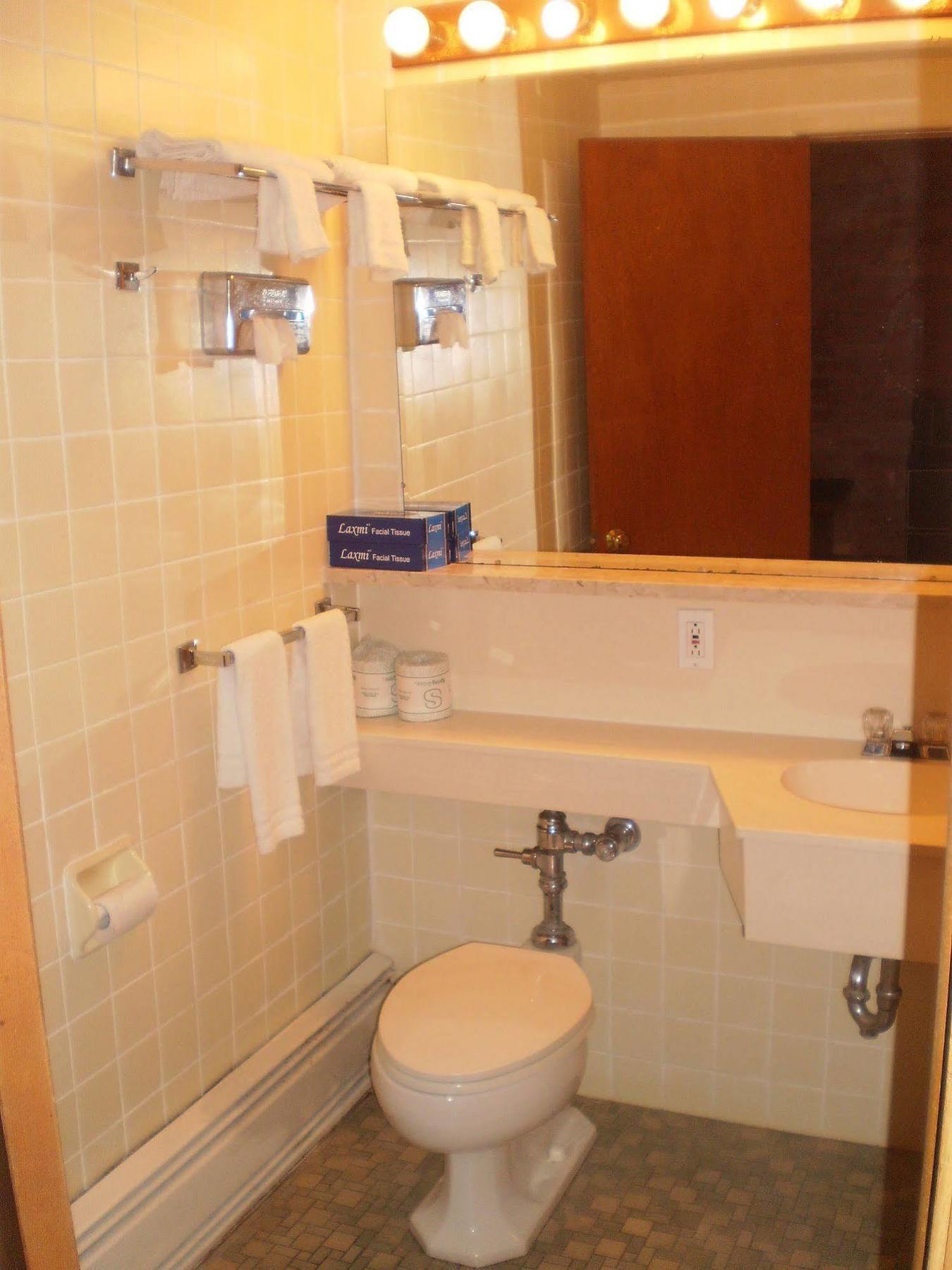 The Lincoln Lodge Urbana Champaign Bagian luar foto