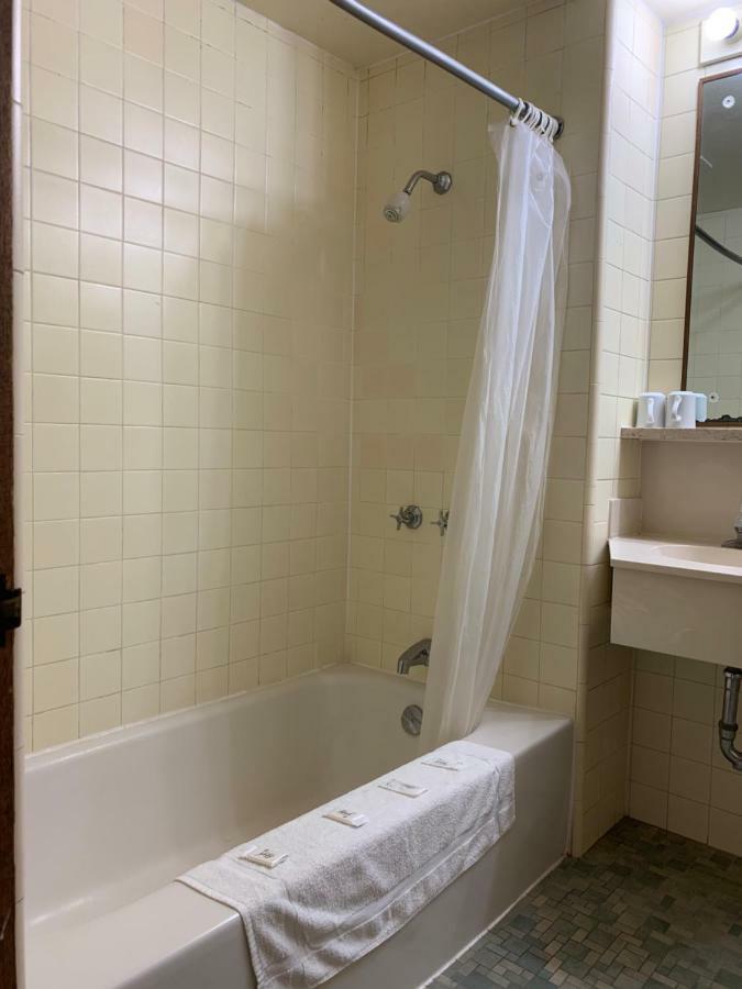 The Lincoln Lodge Urbana Champaign Bagian luar foto